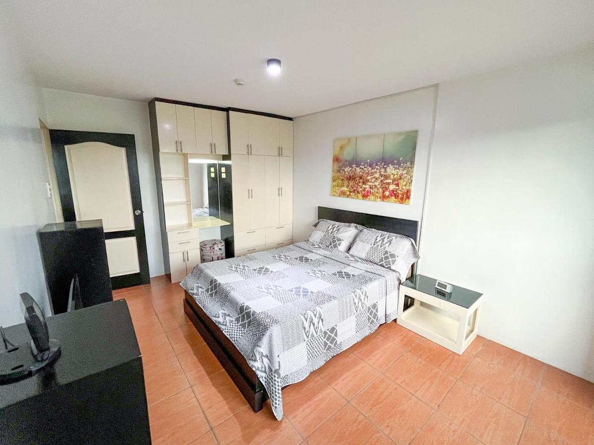 Modern 2Br Condo Near Sm With Free Parking Pool Wifi And Netflix Davao City Екстериор снимка